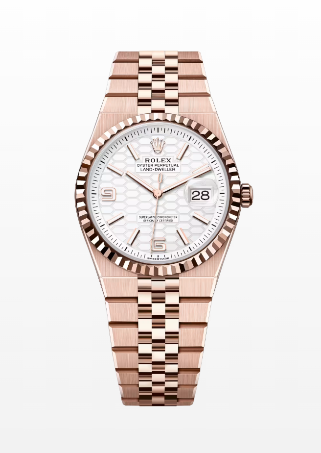 ROLEX Land-Dweller 36, 18 ct Everose gold with an intense white, honeycomb-motif dial