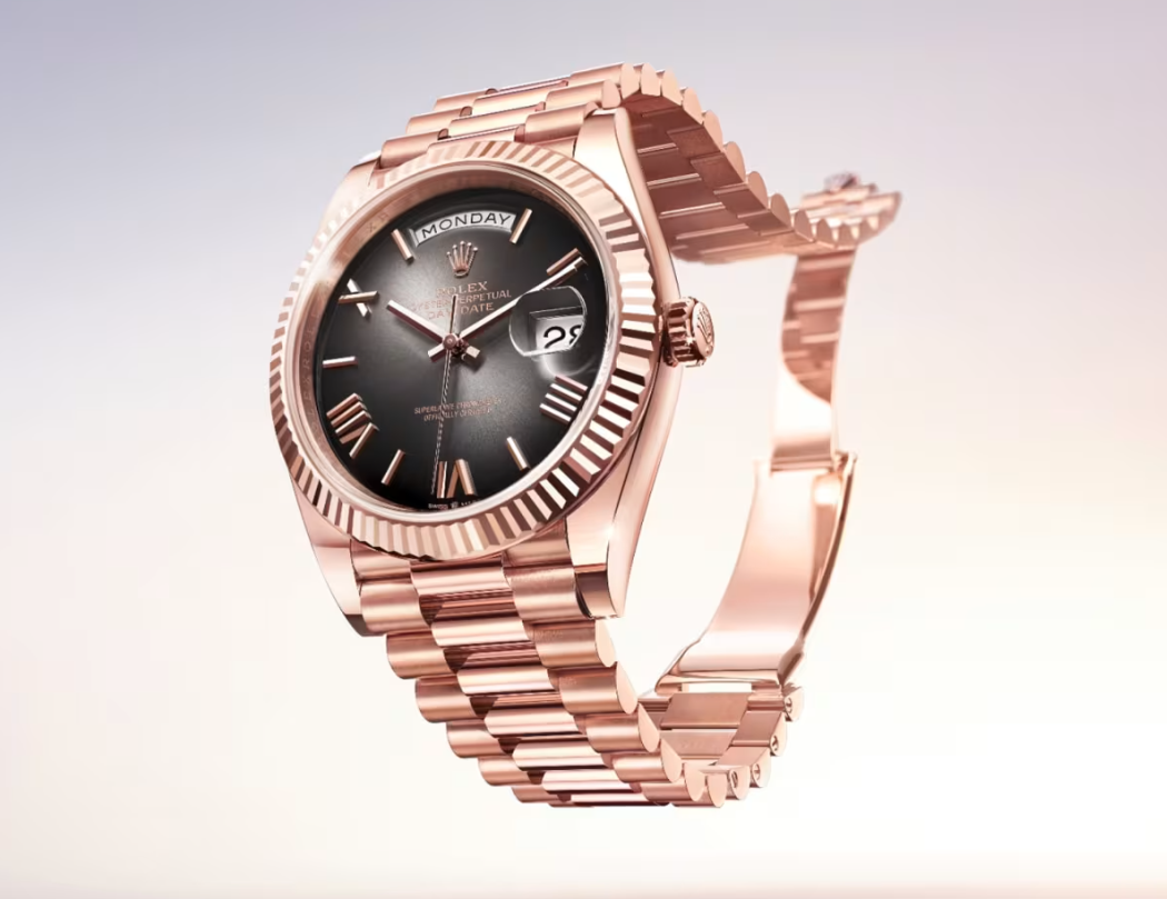 ROLEX DAY DATE 40, 18 kt Everose gold with a slate ombré dial,